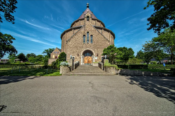 An 11mm UWA on a full-frame camera